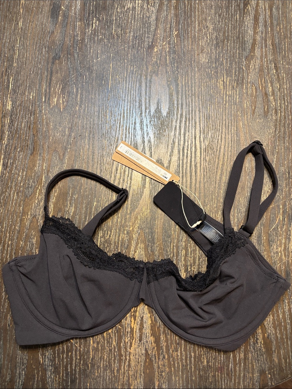 SKIMS Black Lace-Trim fits everybody unlined Demi 34DD NWT Bra